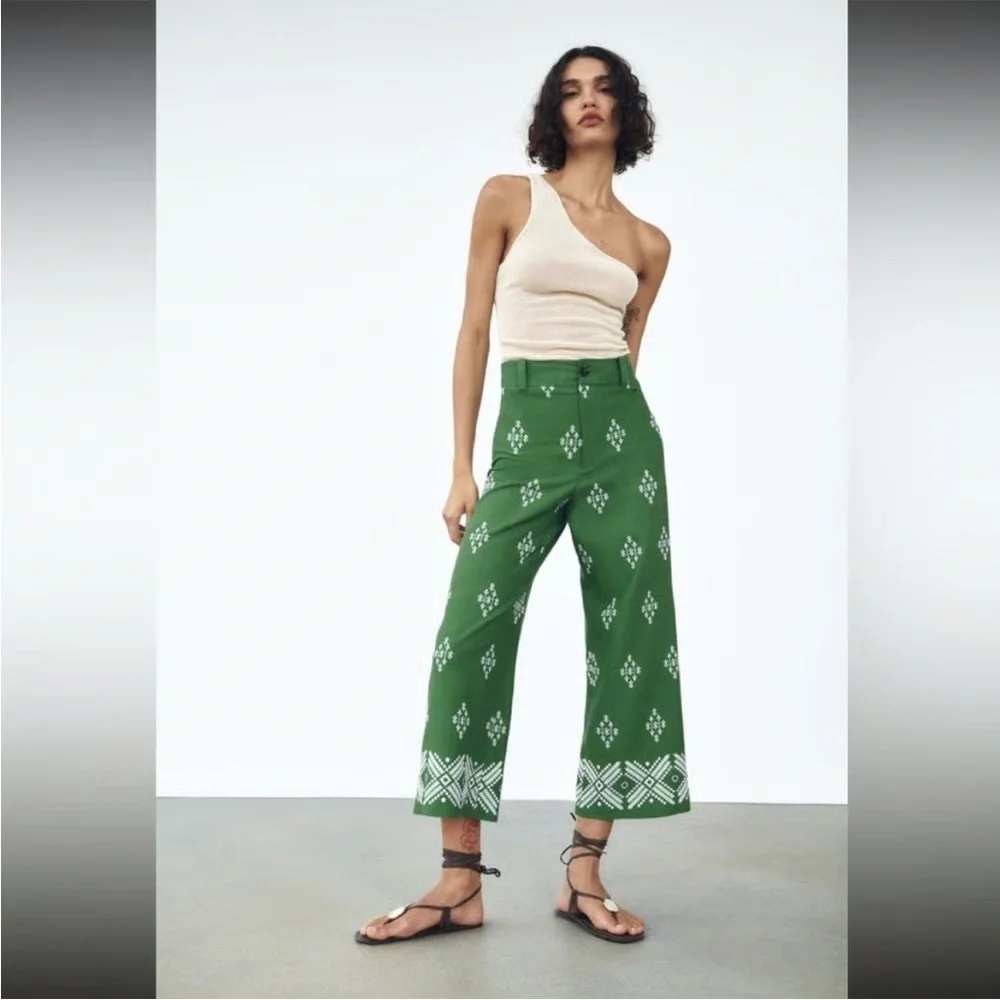 Zara Green Linen Embroidered Cropped High Waist Pants